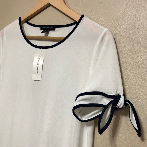 Banana Republic Sailor Bow Short Sleeve Top - Picture 2 of 6